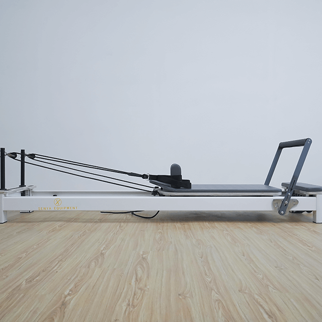 Aluminium-Pilates-Reformer-Maschine mit fester Fußstange zur Auswahl