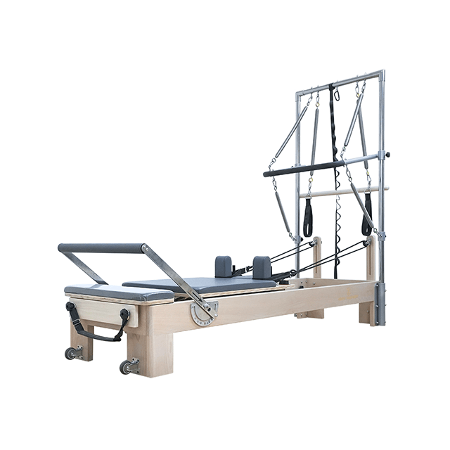 Hochwertiger Pilates-Reformer aus Ahornholz mit Turm-Halbtrapez