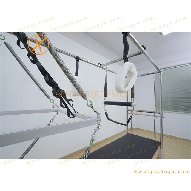 Pilates Cadillac Cadillac-Ausr&uuml;stungsmaschine aus Buchenahornholz f&uuml;r den gewerblichen Gebrauch